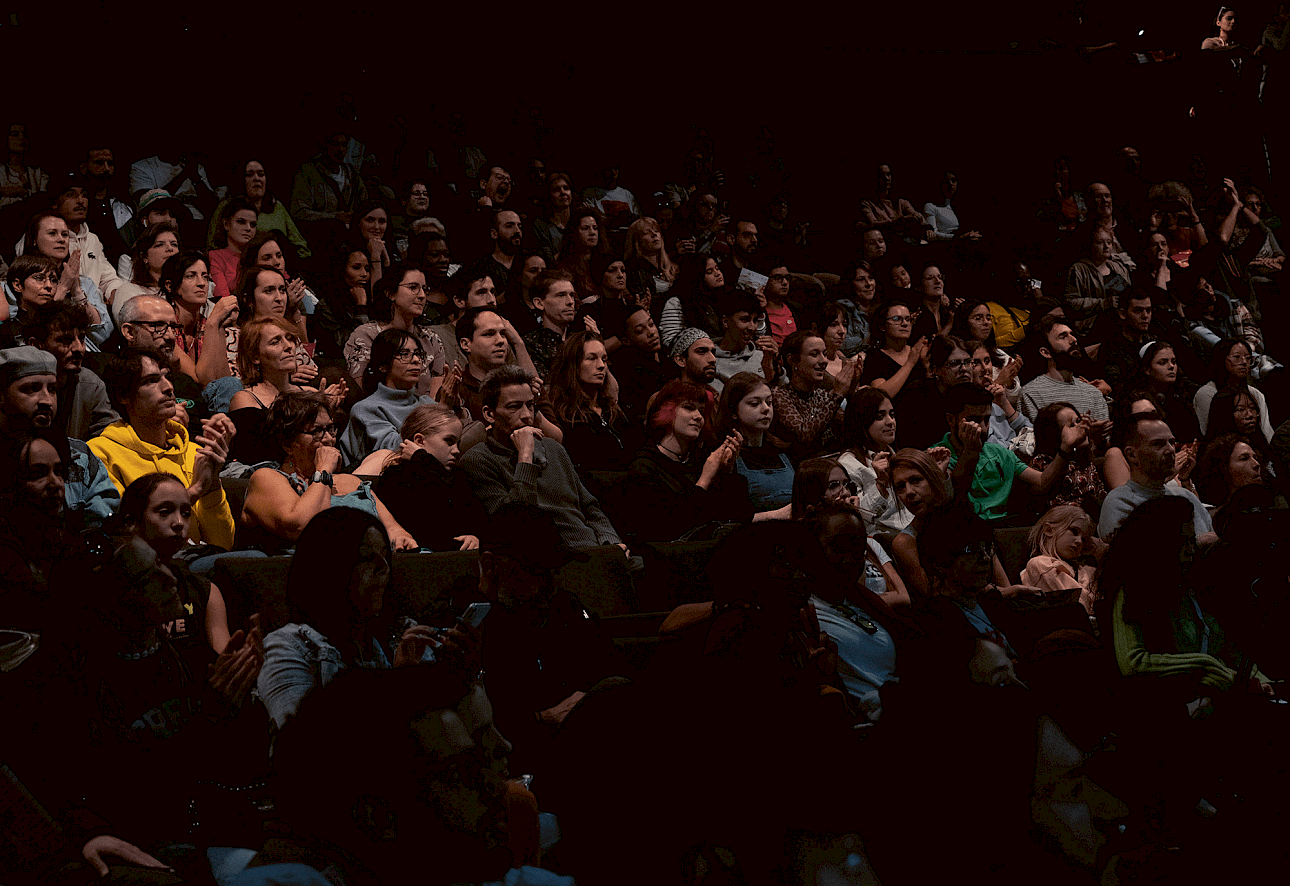 ALKANARA - Common Stories: Three Years Coming to an End - ©Théâtre National Wallonie-Bruxelles